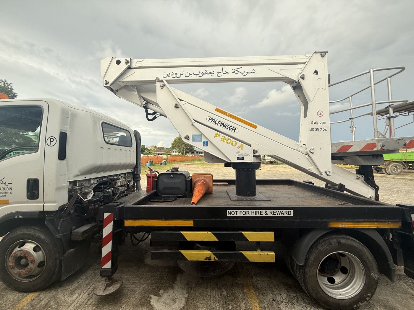 SHYT cherry picker raised for work at height